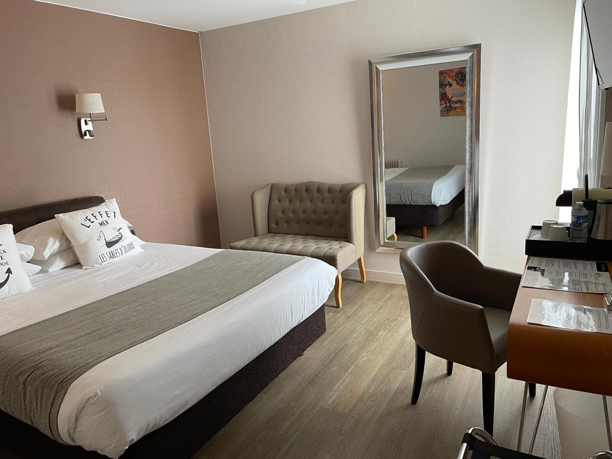 Cit'Hotel Le Chene Vert Les Sables-dʼOlonne Dış mekan fotoğraf
